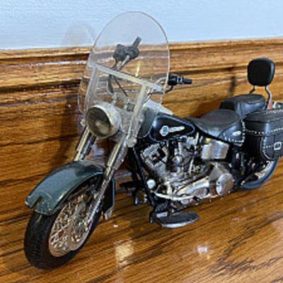 MODEL MOTORCYCLE