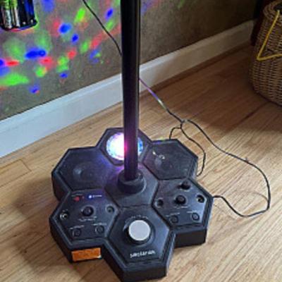 KAREOKE MACHINE 