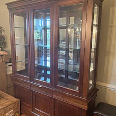 CHINA CABINET