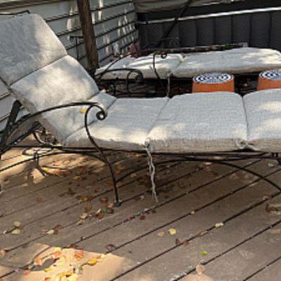 WROUGHT IRON CHAISE