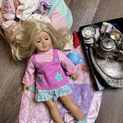 AMERICAN GIRL DOLLS