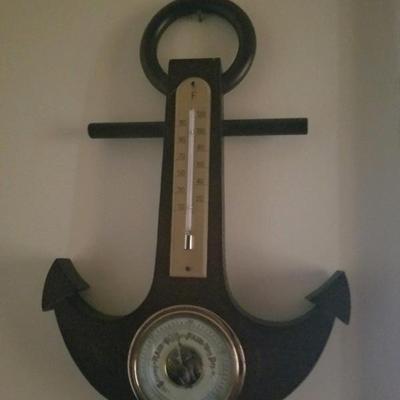 Anchor weather station