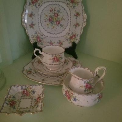 Royal Doulton Petit Point dessert set