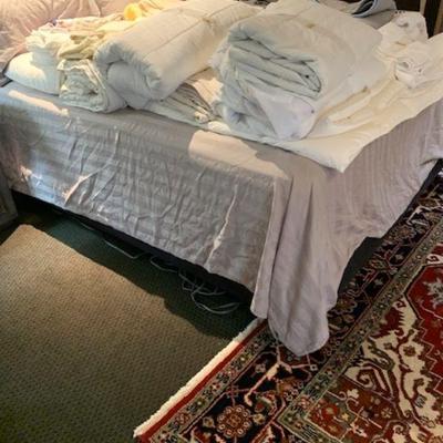 Bedding, linens, towels