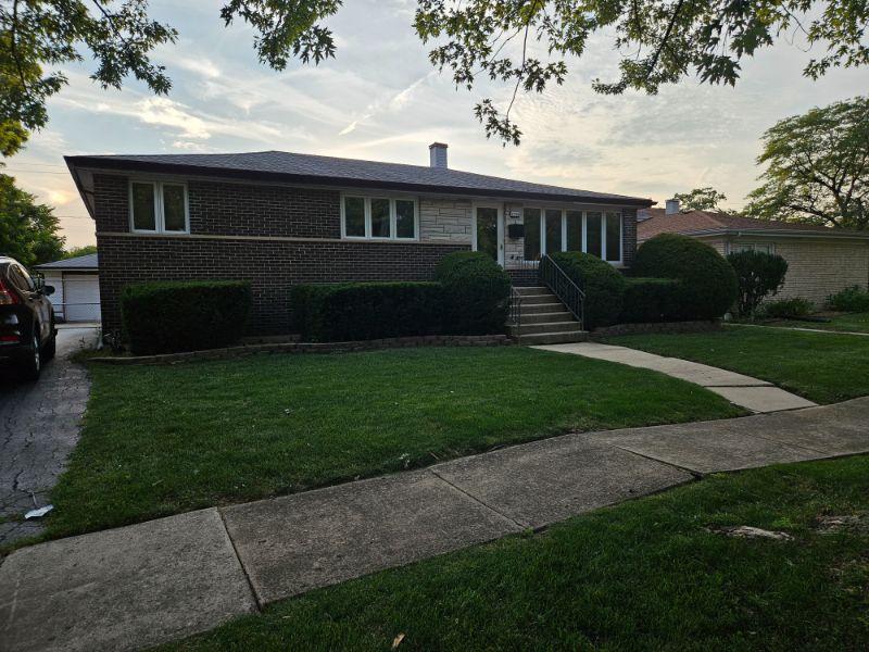 Cait's Tinley Park BLOWOUT Estate Sale