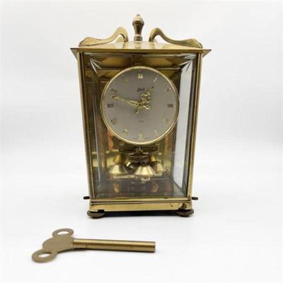 Lot 008   3 Bid(s)
Shatz 1950's 400 Clock with Key