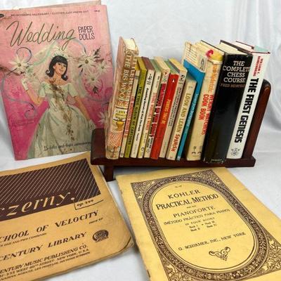 Assorted Books & Ephemera