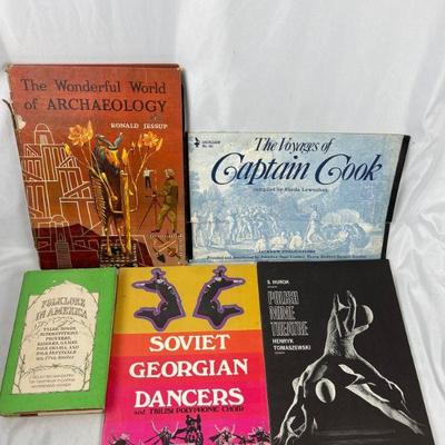 Vintage Books & Booklets
