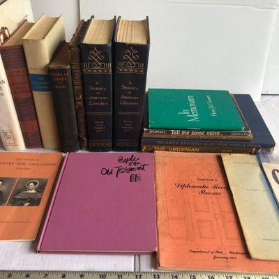 Lot of Vintage Box