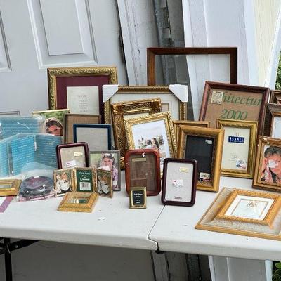20-30 Small Picture Frames
