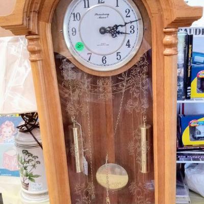 Clock - needs repair
