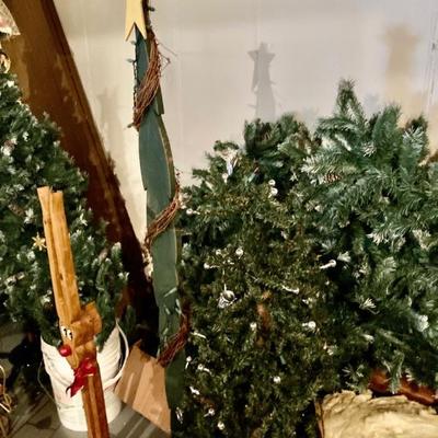 Holiday Items