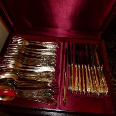 Set of coin silver flatware
