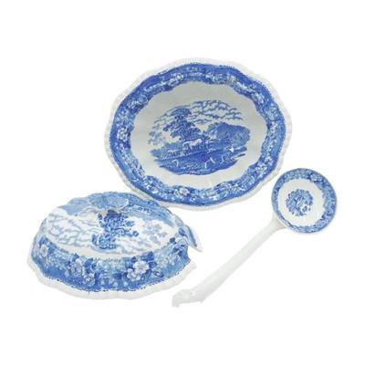 Good Vintage Adams England soup tureen in the pattern "English Scenic", in very good condition including the original ladle....
