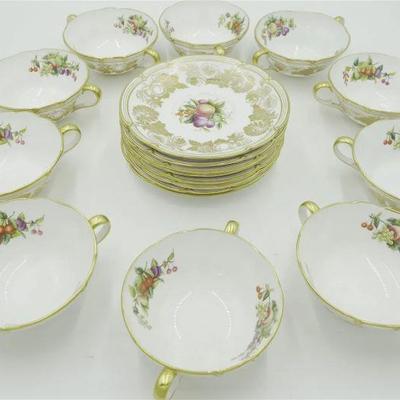 18 Piece Spode Copeland Fine Bone China Cream Soup Set. 10 Bowls 6"x5".and 8 Underplates 6.5". Pattern No Y7049 Gold with...