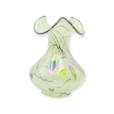RARE FENTON CUSTARD GLASS HANGING HEARTS VASE