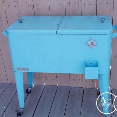 Pool Area- Outdoor Ice Chest