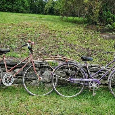 (2) Vintage Columbia Bicycles
Two Columbia bicycles with two spare tires. Base of seat on red is 32 1/2' with length of 70' wheel to...