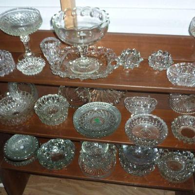 Ashtrays and glassware