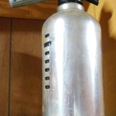 Seltzer bottle
