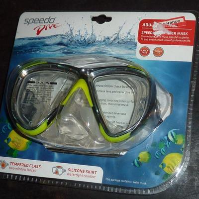Speeda dive goggles, NIB