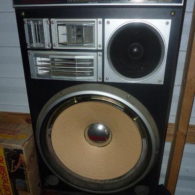 Kenwood speakers