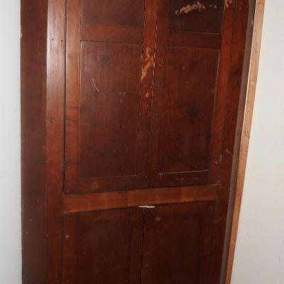 pegged corner cupboard