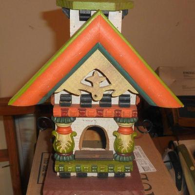 Bird house