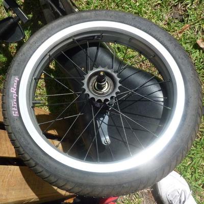 Schwinn Stingray bike tire & rim, new