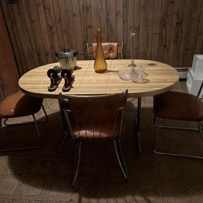 Midcentury Modern Laminate Oval Table & 4 Faux Leather Chairs w/ Chrome Bases $400/set