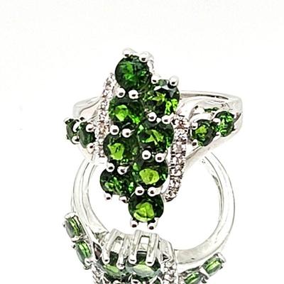 Green Chrome Diopside Ring in Rhodium over Sterling - Ring Size 6 w/ Total Weight 4.6g