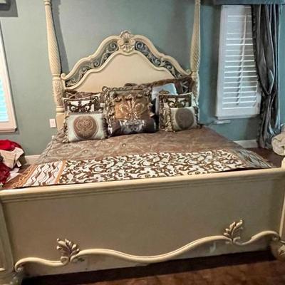4 poster bed Thomasville 