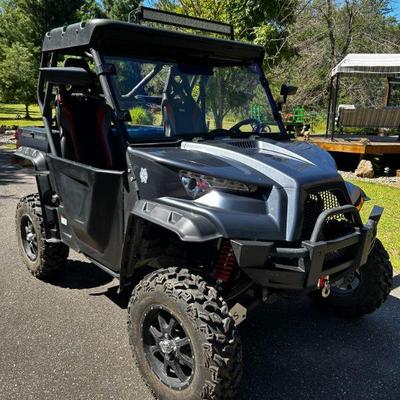 2019  Dominator UTV
