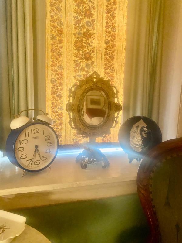 2 Generations Full of Antiques in Downtown Easton PA Packed Estate Sale