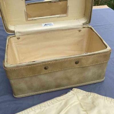 Vintage Train Case New 