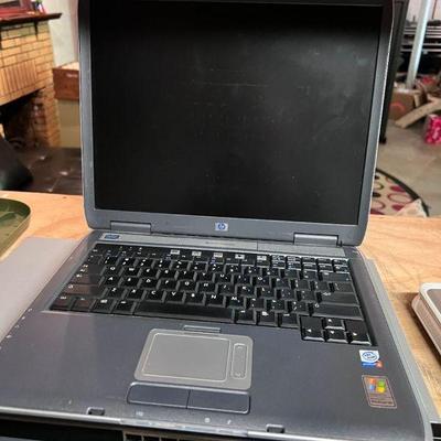 HP Omnibook xe4500 laptop