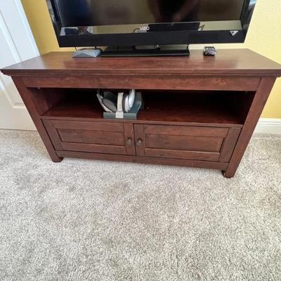 TV STAND $75