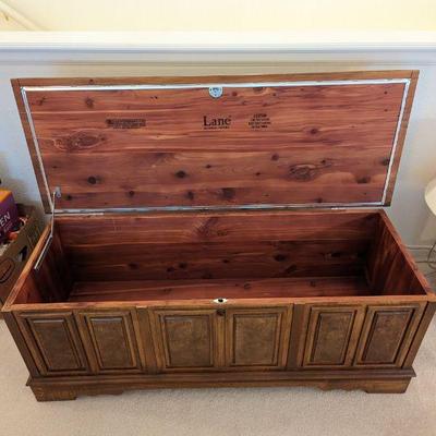 Lane Cedar Trunk Bench