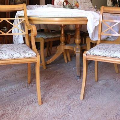 Dining Table and 6 chairs