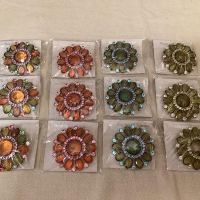 MTT037 Twelve Costume Jewelry Brooches New