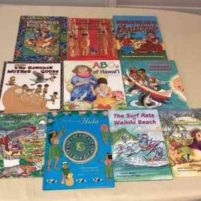 MTT139 Ten Hardcover Hawaiian Childrenâ€™s Books 