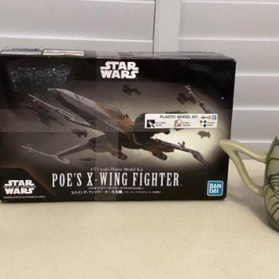 MTT124 Star Wars Fighter Model Kit, Salt & Pepper Shakers & Mug