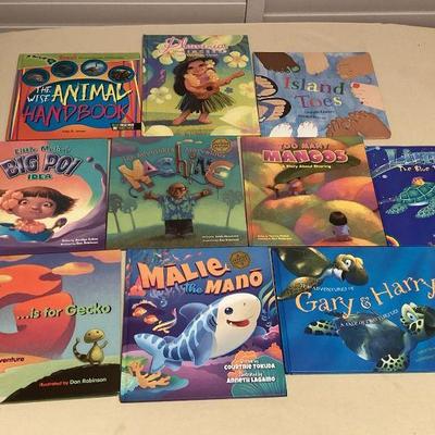 MTT131 Ten Hardcover Hawaiian Childrenâ€™s Books 