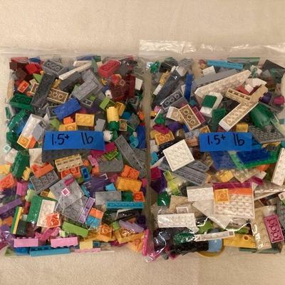 MTT102 Over 3 Lbs. Of Legoâ€™s