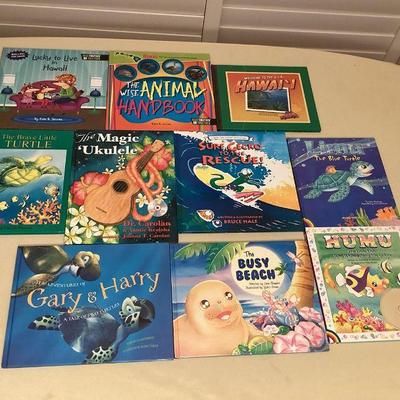 MTT134 Ten Hardcover Hawaiian Childrenâ€™s Books 