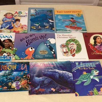 MTT140 Ten Hardcover Hawaiian Childrenâ€™s Books 