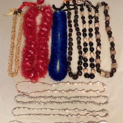 MTT205 Ten Beautiful Leis