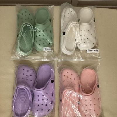 MTT127 Four Pairs Of Comfortable Clogs New