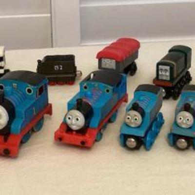 MTT043 Nineteen Thomas The Train Cars