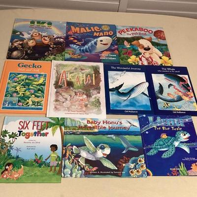 MTT132 Ten Hardcover Hawaiian Childrenâ€™s Books 